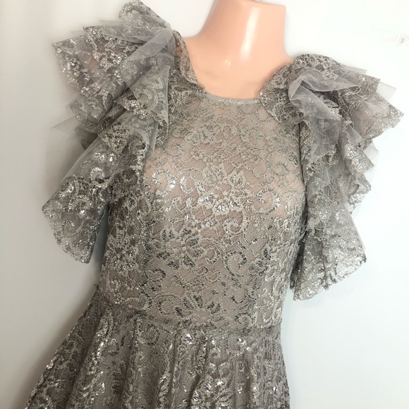 BCBG MAXAZRIA DRESS CYNTHIA SILVER RUFFLE SLEEVES LACE size 0 - Picture 4 of 16